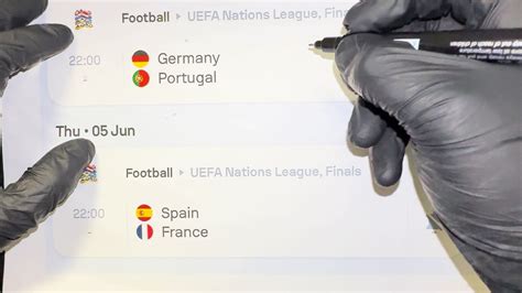 Portugal vs France .
